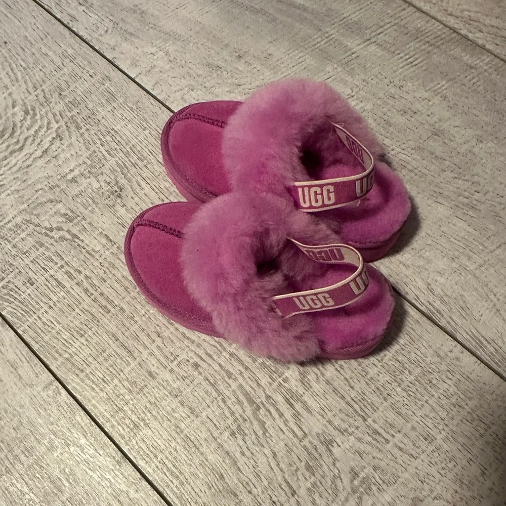 UGG Kids Pink Shearling Clog Slippers